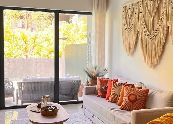 Apartment Private Pool With Access And Baby Crib - Zone *